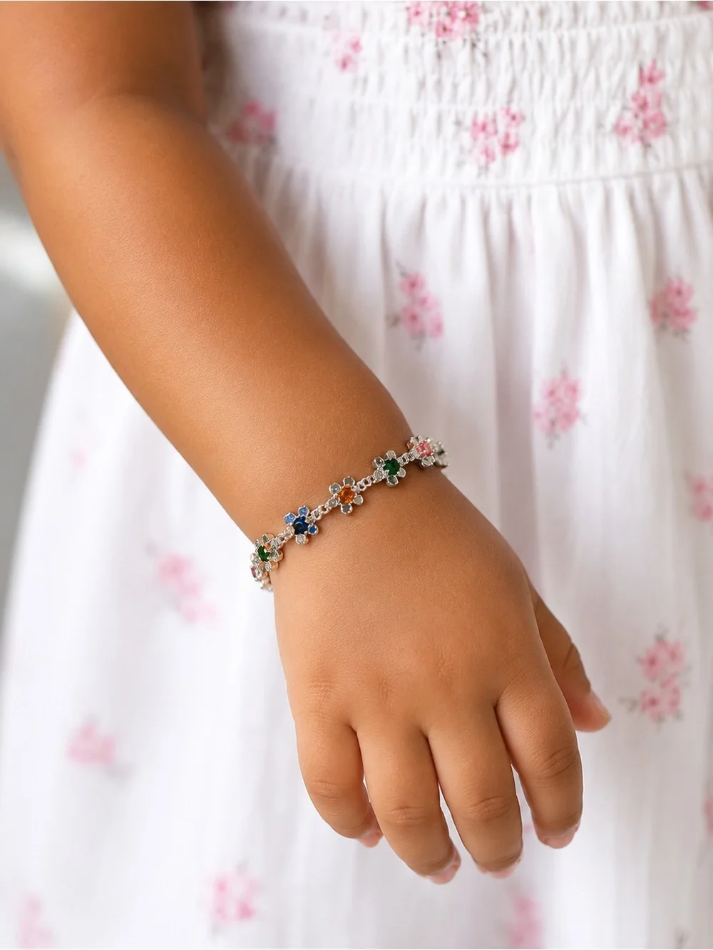 The Unbranded Brand delicate silver